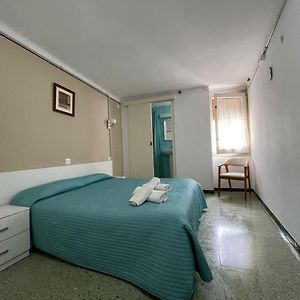 Habitación Económica con Cama King